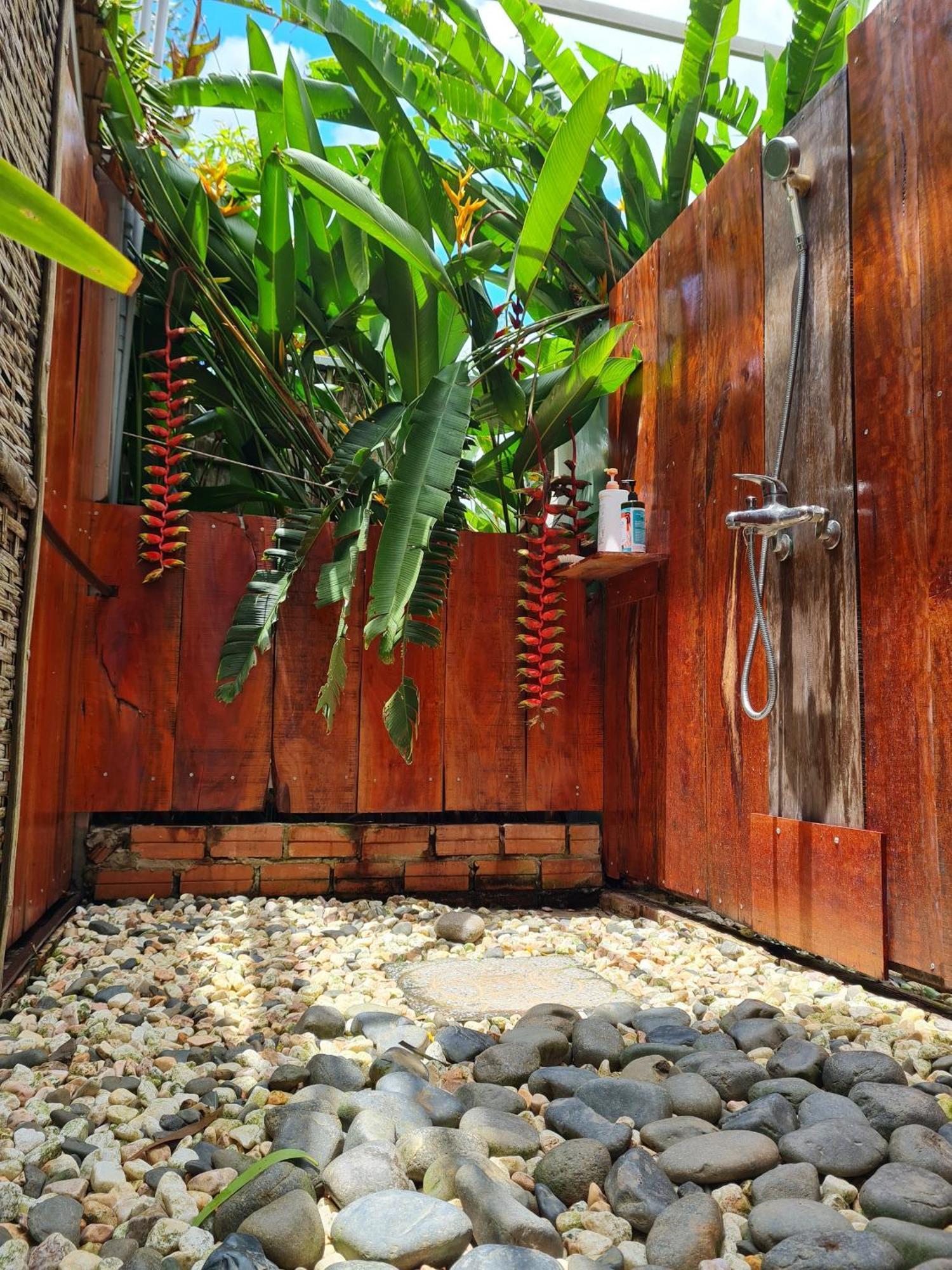 Viet Mekong Farmstay Tram Chim Exterior photo